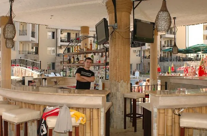 Hills - Official Slantschew brjag